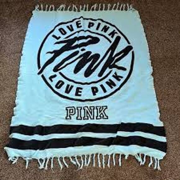 VICTORIA'S SECRET AquaThrow Beach Blanket VACATION TRAVEL CRUISE RESORT VS PINK - Picture 2 of 5